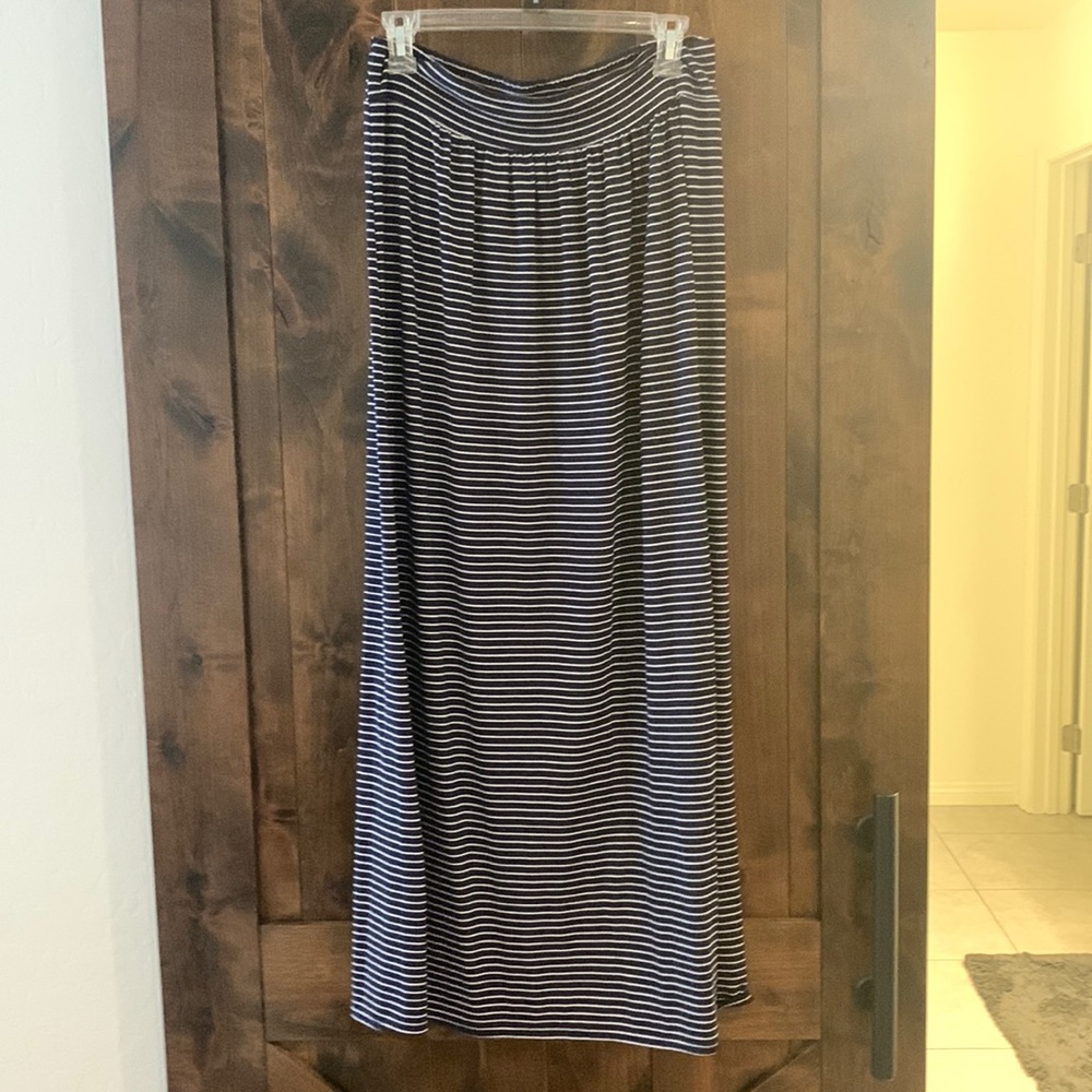 Gap maxi skirt